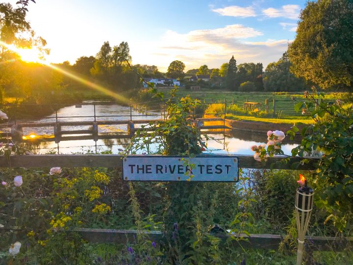 Pizza at The Greyhound on the Test